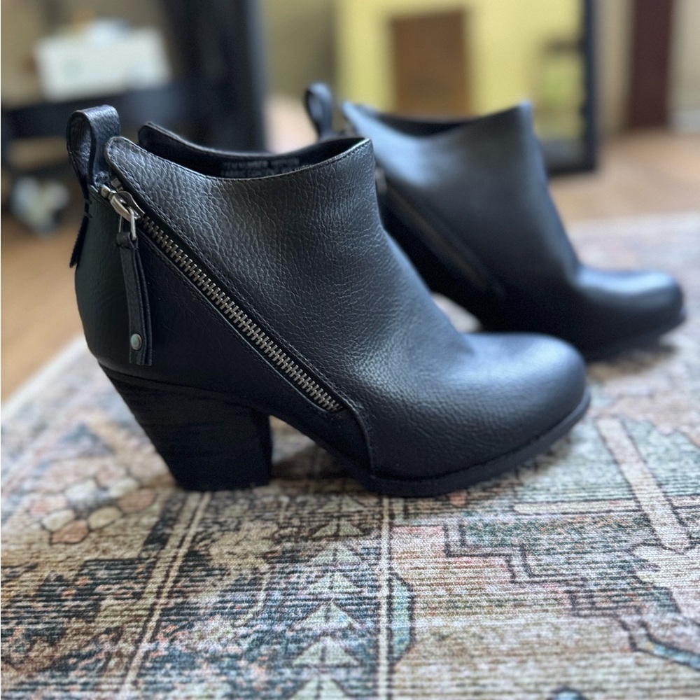 Black Leather Ankle Boots wide calf